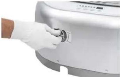 DAEWOO DWD-CV701PC - Reinigung der Fremdkörperfalle - 4