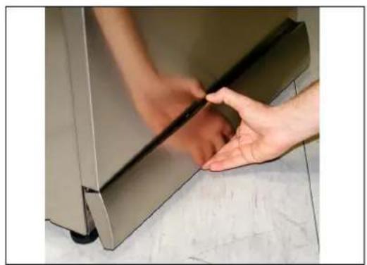 SMEG SLB147XD - REINIGUNG DER ENTLEERUNGSPUMPE - 1