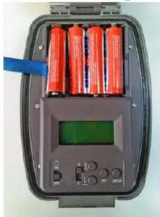 Pyle PHTCM28 - Battery Installation - 1