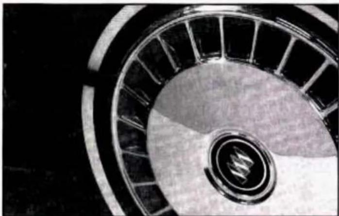 Buick Century (1995) - Standard Wheel Cover - 1