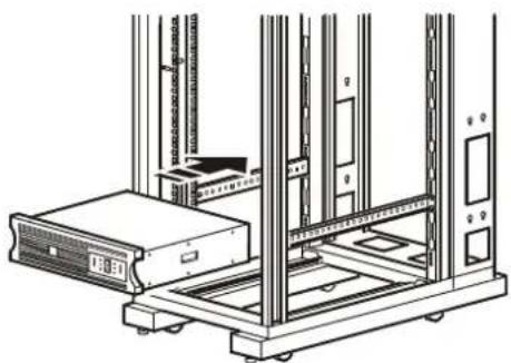 APC ISXT15MD1RI - Installieren der UPS - 3