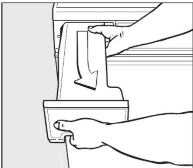 MIELE T 4423 C - Kondenswasserbehälter entleeren - 1