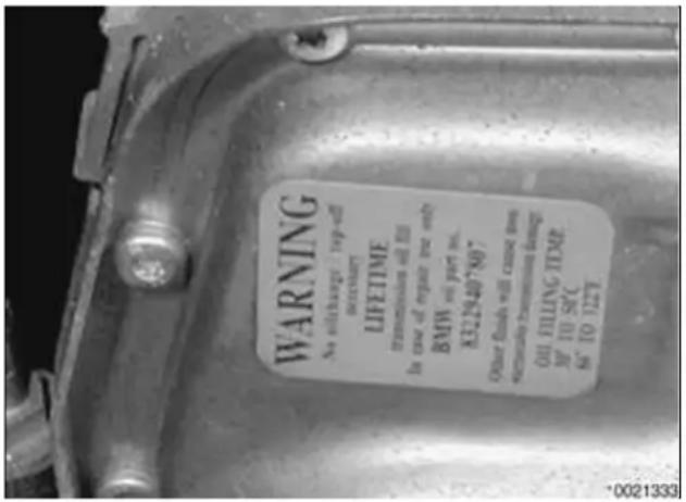 WARNING No still charge: 100mm battery LIFETIME Transmission will be in use of repair the only BMW oil port no. E3224497807 Other finish will cause the separation to prevent damage Oil FILLING TIME IN SO 100mm battery *0021333