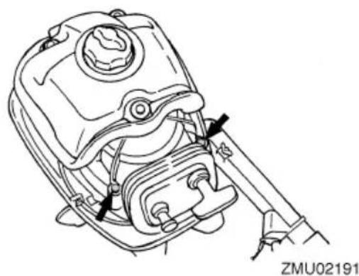 YAMAHA F4B (2013) - WARNUNG - 2