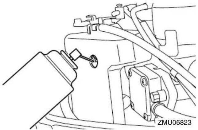 YAMAHA F5A (2013) - ACHTUNG - 4