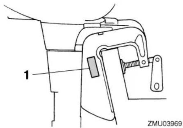 1 ZMU03969