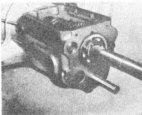 TRIUMPH TR2 (1953) - GEARBOX - 2