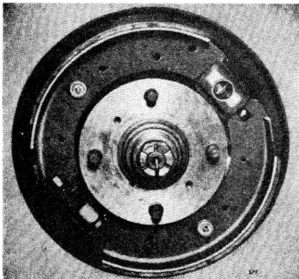 TRIUMPH TR2 (1953) - Assembling - 1