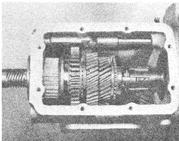 TRIUMPH TR2 (1953) - GEARBOX - 3
