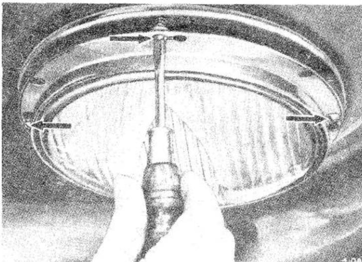 TRIUMPH TR2 (1953) - TO CHECK AND ADJUST ALIGNMENT - 2