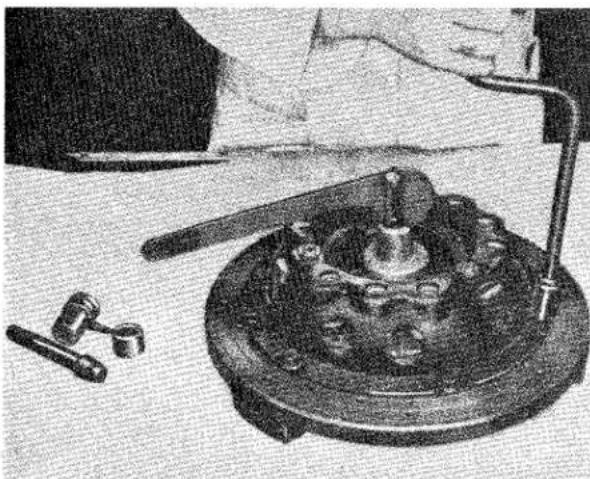 TRIUMPH TR2 (1953) - CLUTCH - 3
