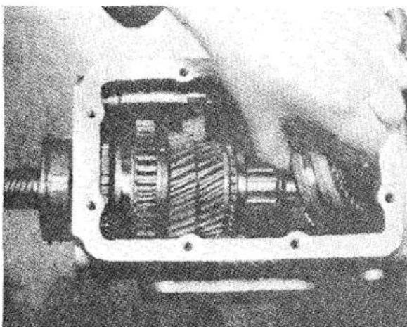 TRIUMPH TR2 (1953) - GEARBOX - 2