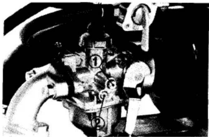 Technical diagram of a mechanical assembly with numbered components, likely a valve or pump mechanism.