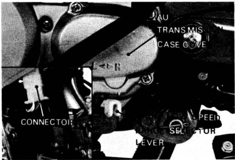 AU TRANSMIS CASE GIVE CONNECTOR LEVER SELECTOR PEED