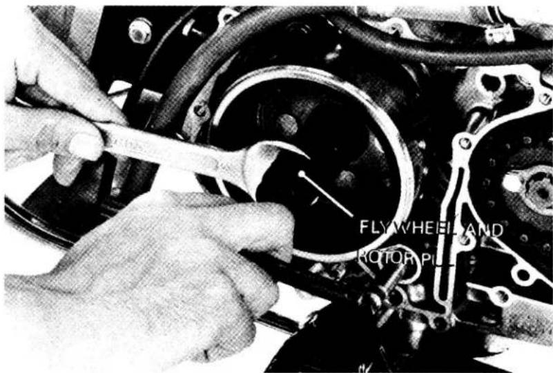 FLYWHEEL AND ROTTER PLUG