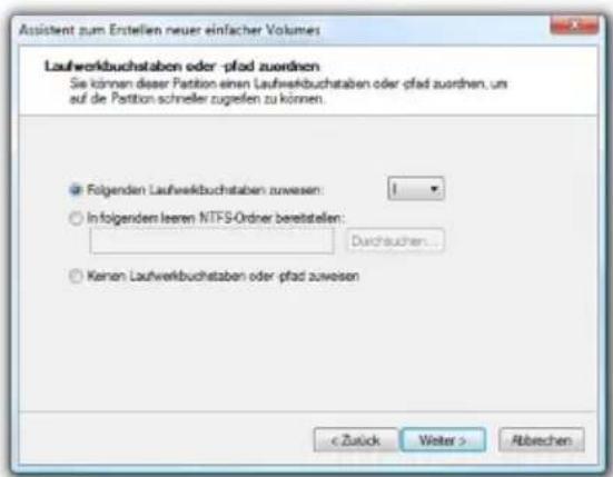 Assistant zum Entstellen neuer einfacher Volumes Laufwerkbuchstaben oder -pfad zuordnen Sie können dieser Partition einen Laufwerkbuchstaben oder pfad zuordnen, um auf die Partition schneller zugeilen zu können. ● Folgenden Laufwerkbuchstaben zuwesen: ○ In folgenden leeren NTFS-Ordnier bereitstellen: Durchsuchen... ○ Kernen Laufwerkbuchstaben oder pfad zuwesen < Zutzk Weiter > Abzeichen