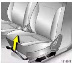 OPEL Corsa (2005) - Knopf drücken - 1
