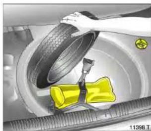 OPEL Astra (2003) - Hinweise zum Notrad \* - 1