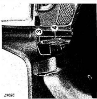 25047 ③ ④