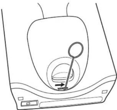 ZEBRA MC17A - ManualReleaseofMC17SeriesfromtheChargingCradle - 3