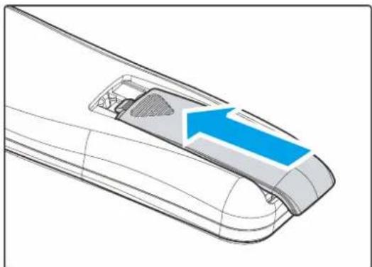EIKI EK-402U - Batterien in die Fernbedienung einlegen - 3
