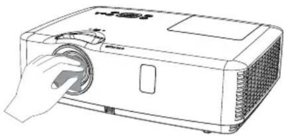 EIKI EK-100W - Reinigugn des Gehäuses - 1