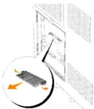 DELL 3010cn - Entfernen der optionalen Speicherkarte - 2