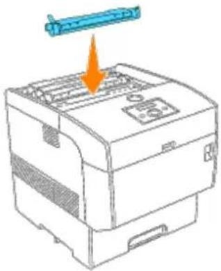 DELL 5100cn - Einsetzen der Tonerkassette - 9
