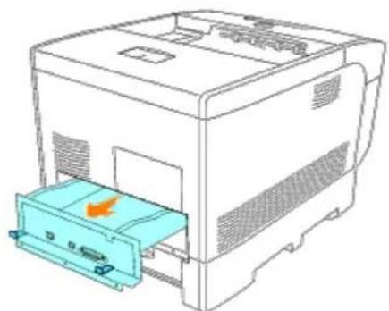DELL 5100cn - Entfernen der optionalen Multiprotokollkarte - 3
