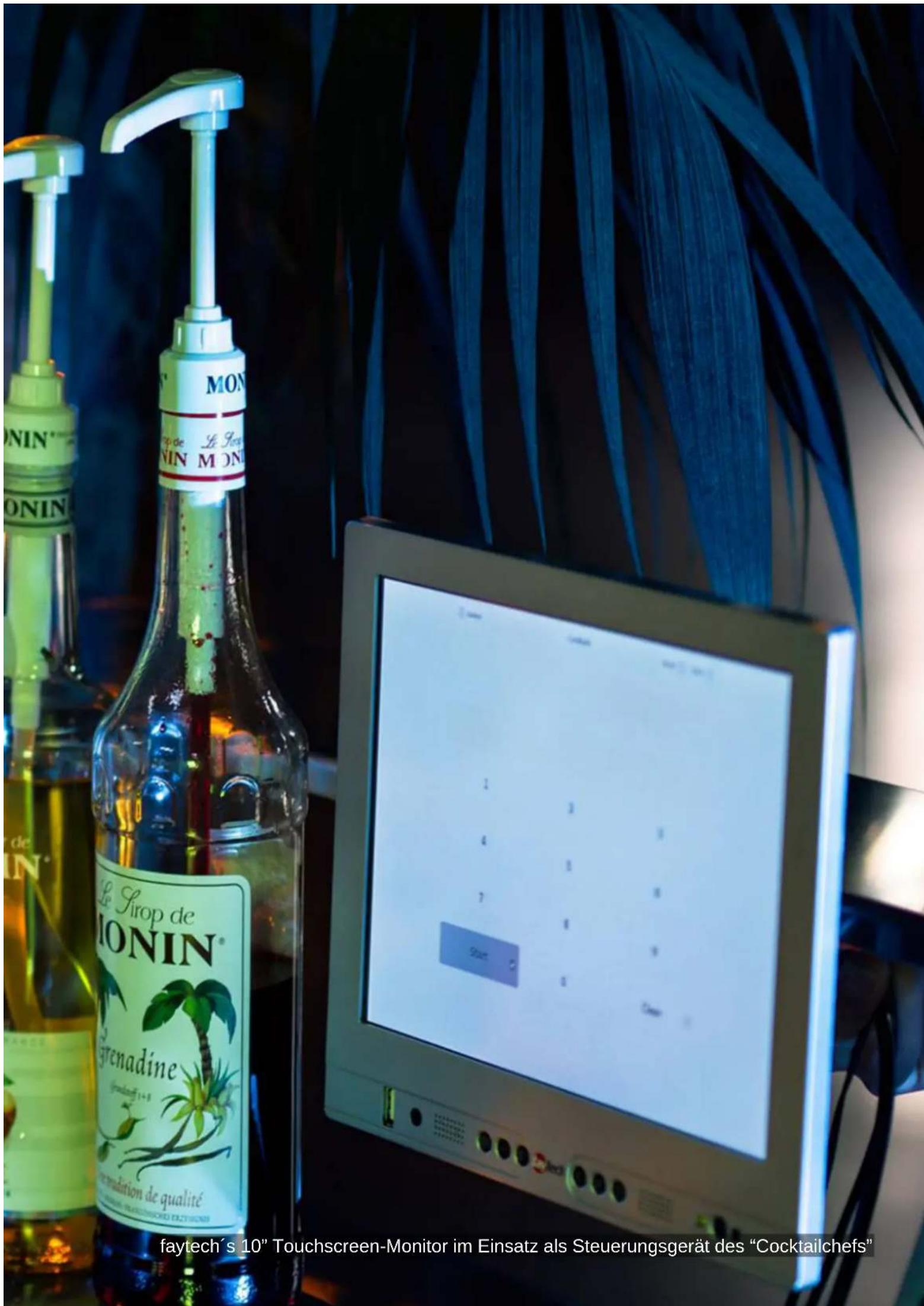 MONIN de Monin LE Sirop de MONIN grenadine gemandition de qualité faytech's 10" Touchscreen-Monitor im Einsatz als Steuerungsgerät des "Cocktailchefs"