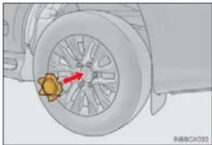 LEXUS GX 460 (2016) - Installing the spare tire - 5
