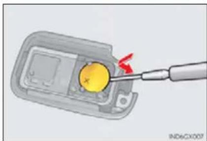 LEXUS GX 460 (2016) - Replacing the battery - 3