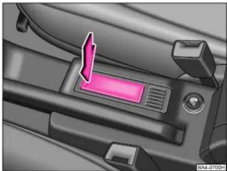 SKODA Octavia Tour (2005) - Beverage holder\* - 1