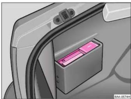 SKODA Octavia Tour (2005) - Luggage compartment net\* - 5