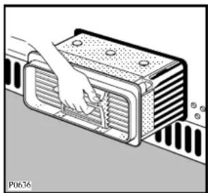 ZANUSSI TCE 695 - Reinigung des Luftkondensors - 1