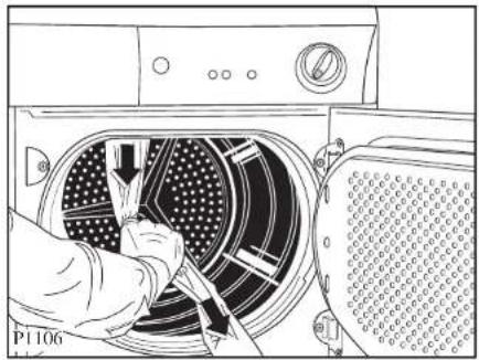 ELECTROLUX EDC5349 - Entfernen der Transportsicherung - 1