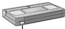 PANASONIC NV-SJ206 - Um auf eine so geschützte Cassette wieder aufnehmen zu können: - 1