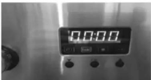 Exquisit EHE185-1 - Beispiel Eingabe um 17.58Uhr, Bratdauer 1h, - 2