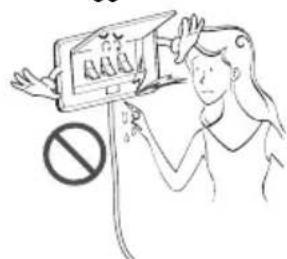 LG ARNU07GB1G1 - Netzkabel nicht verändern oder verlängern. - 8