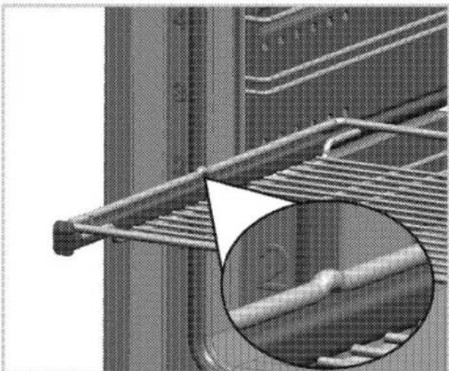 GRUNDIG GEBD47000 - Placing the wire shelf and tray onto the telescopic racks properly - 2