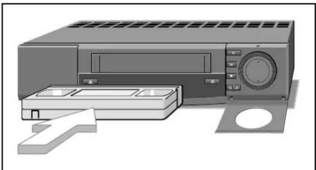 GRUNDIG Gv 460 VPT - Cassette einschieben - 1