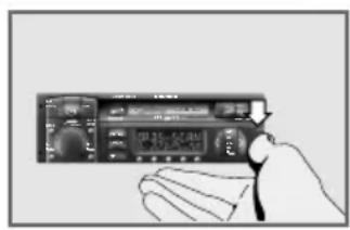 GRUNDIG Challenge 530 DAB - Bedienteil abnehmen und einsetzen - 2