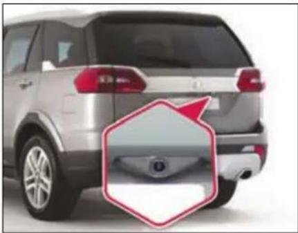 Tata Hexa (2017) - Reverse Park Assist with Camera (if equipped) - 1
