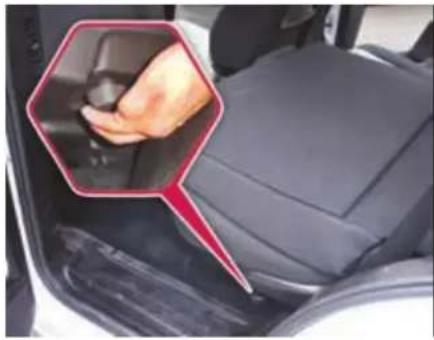 Tata Hexa (2017) - To Access Third Row Seats - 1