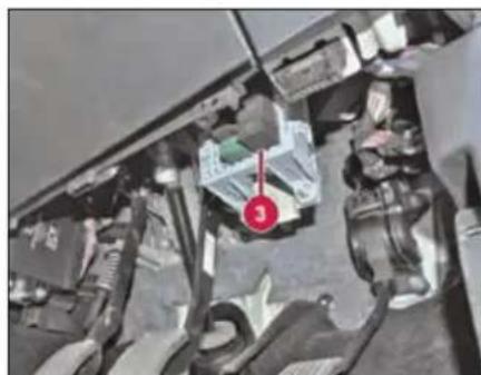 Tata Hexa (2017) - Fuses - 3