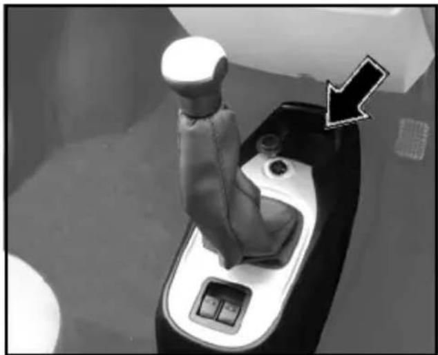 Tata Nano - FLOOR CONSOLE : - 1