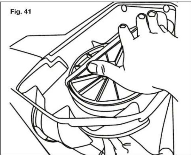 Snow Joe SJ617E-RM - Replacing the Belt - 4
