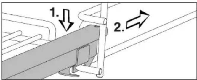 MIELE 11791520 - Installing and removing the FlexiClips with Wire Rack - 1