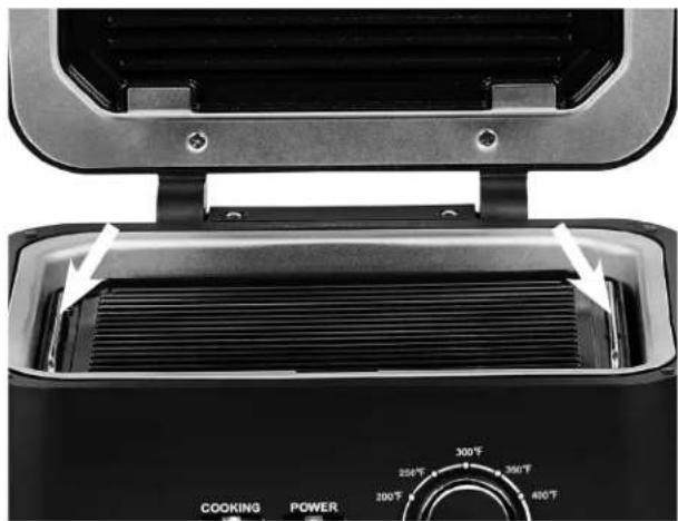 PowerXL Grill & Press Plus GMCB01B - Switching Out the Grill Plate - 1