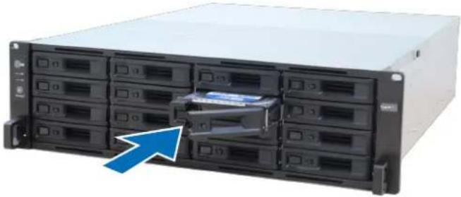 SYNOLOGY RackStation RS28221RP+ - Install Drives - 4